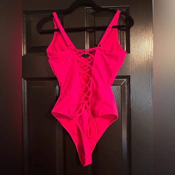 TA3 Hi Cut Plungey Thong Swimsuit - Picture 9 of 9